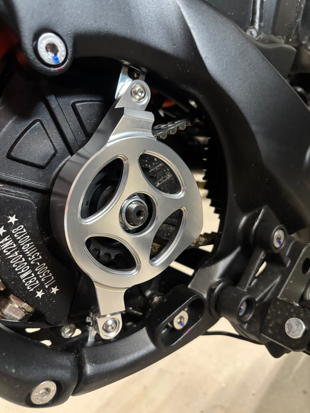 Metal Moto Cover – Talaria X3 / Surron LBX