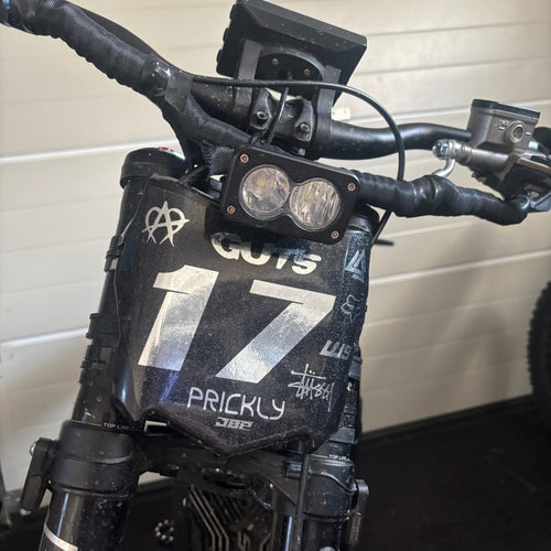 Black Shiny Motocutz Plate